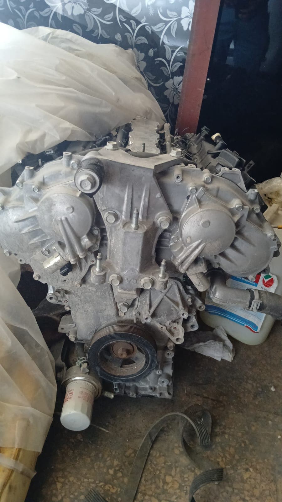 Used Infiniti engine, UAE — supplier photo